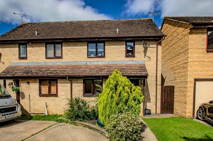 2 Bedroom Semi-Detached House To Rent In Manor Road, Witney, Oxfordshire, OX28