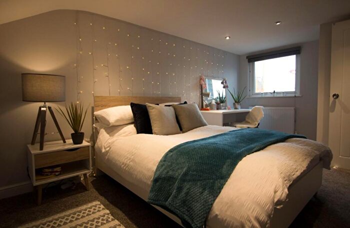 5 Bedroom House To Rent In Watkin Street, Nottingham, Nottinghamshire, NG3