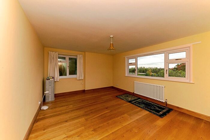 3 Bedroom Detached House For Sale In Chapel Lane, Barnoldby-Le-Beck, Grimsby, DN37