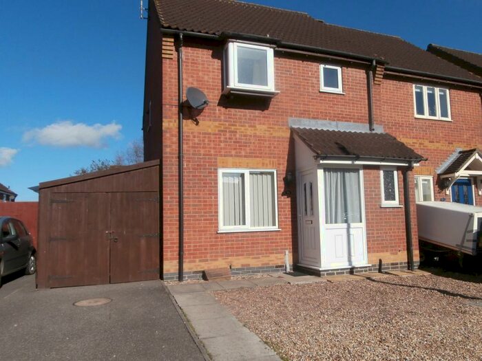 3 Bedroom Semi-Detached House To Rent In Wing Drive, Fishtoft., PE21