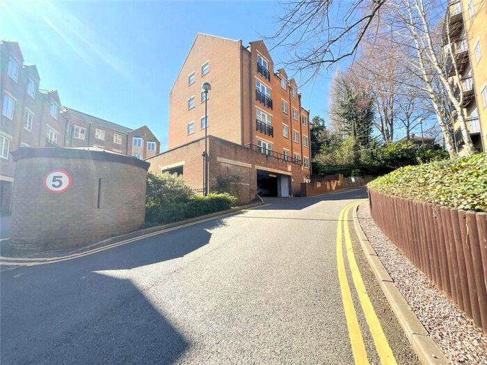 2 Bedroom Apartment To Rent In Caversham Place, Sutton Coldfield, West Midlands, B73
