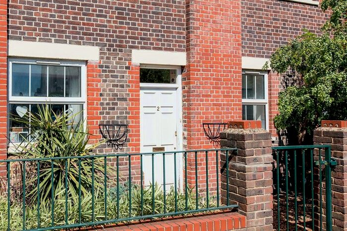 1 Bedroom Flat To Rent In Colebrook Road, Tunbridge Wells, Kent, TN4