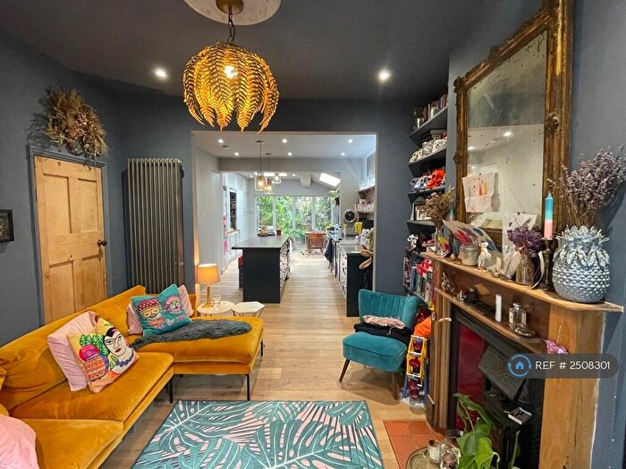 3 Bedroom Terraced House To Rent In Acacia Road, London, E17