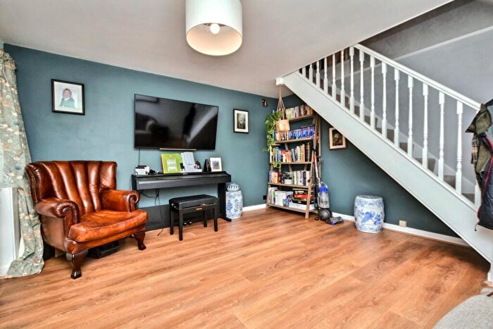 2 Bedroom Terraced House For Sale In Downton, SP5