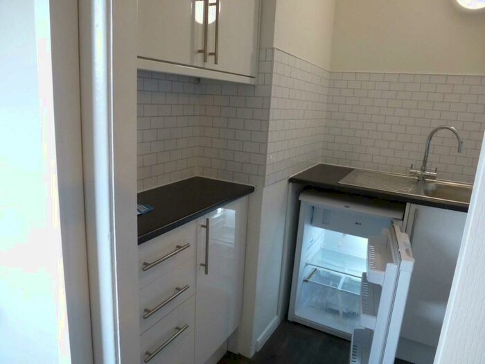 Studio To Rent In Crescent Road, Reading, RG1