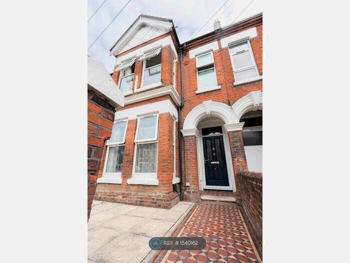 8 Bedroom Terraced House To Rent In Wilton Avenue, Southampton, SO15