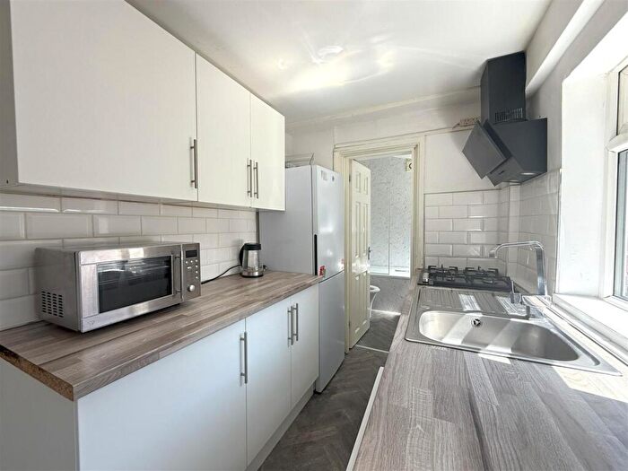 4 Bedroom Terraced House To Rent In Mostyn Road, Edgbaston, B16