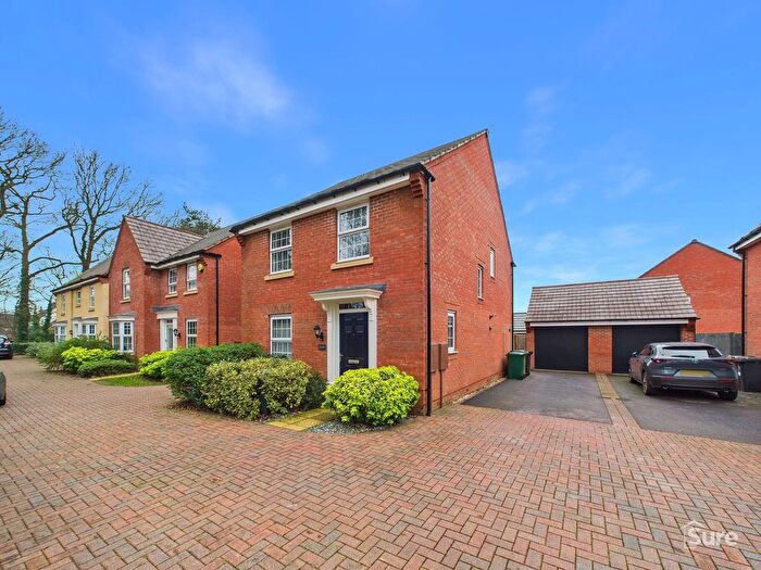 4 Bedroom Detached House To Rent In Barbon Drive, Mickleover, DE3