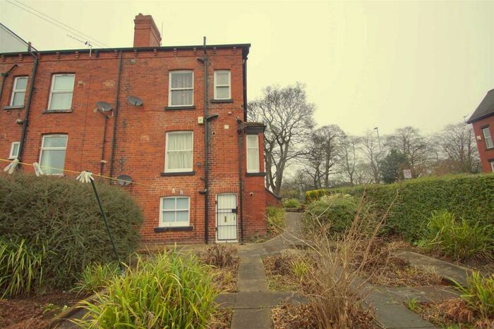 1 Bedroom Flat To Rent In Chestnut Avenue, Leeds, LS15