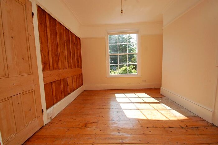 2 Bedroom End Of Terrace House To Rent In Rose Valley, Brentwood, CM14
