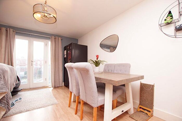1 Bedroom Apartment For Sale In The Chandlers, Salt Meat Lane, Gosport, PO12