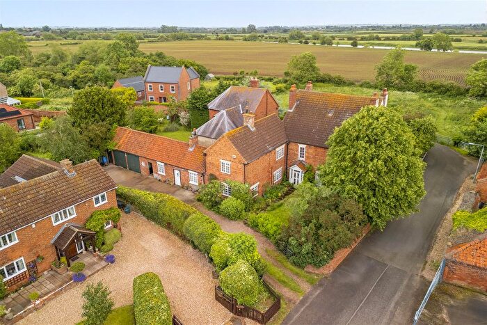 10 Bedroom Detached House For Sale In Crab Lane, North Muskham, NG23