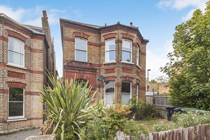 2 Bedroom Flat To Rent In Devonshire Road, London, SE23