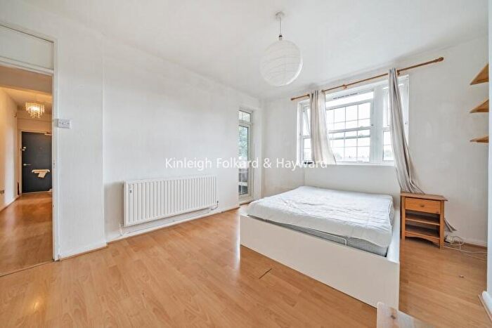 2 Bedroom Flat To Rent In Doddington Grove London, SE17