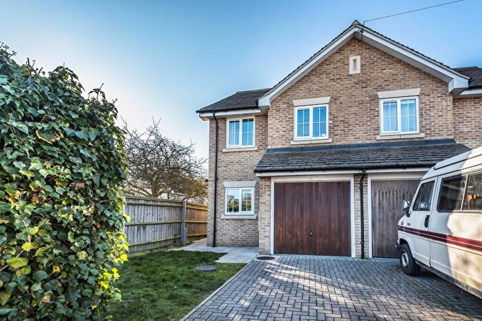 3 Bedroom End Of Terrace House To Rent In Back Lane, Eynsham, OX29