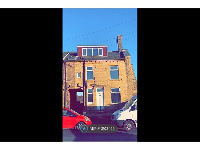 2 Bedroom Terraced House To Rent In Munby Street, Bradford, BD8