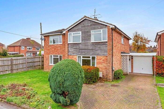 4 Bedroom Detached House For Sale In Watchet Lane, Holmer Green, HP15