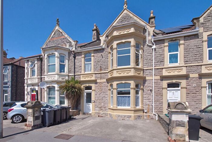 4 Bedroom Property For Sale In Locking Road, Weston-Super-Mare, BS23