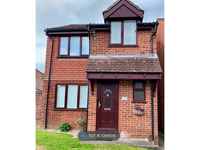 3 Bedroom Detached House To Rent In Flume End, Maidstone, ME15