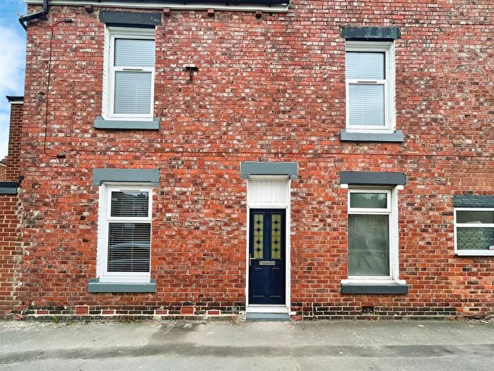 2 Bedroom End Of Terrace House To Rent In Alnwick Road, South Shields, NE34