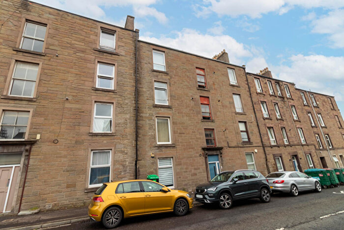 1 Bedroom Flat For Sale In Arklay Street, Dundee, DD3