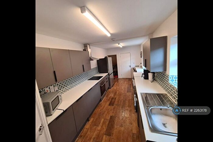 6 Bedroom Semi-Detached House To Rent In St Aldwyn Road, Gloucester, GL1