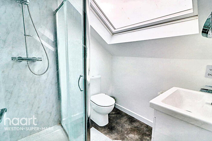 5 Bedroom Detached House For Sale In Pudding Pie Close, Bristol, BS40