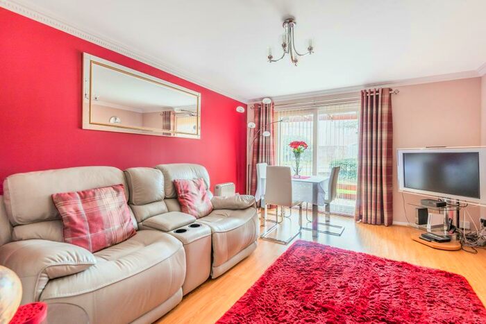 2 Bedroom Apartment To Rent In Abingdon, Oxfordshire, OX14