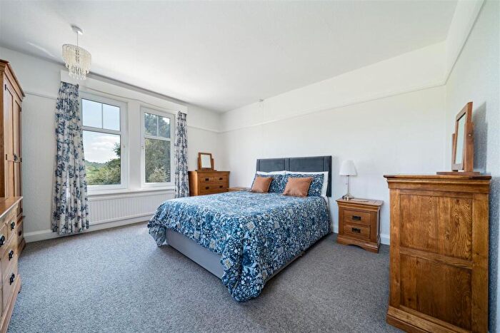 5 Bedroom Farm House For Sale In Main Road, Darley Bridge, DE4