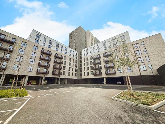 2 Bedroom Apartment To Rent In Station Approach, Harlow, CM20