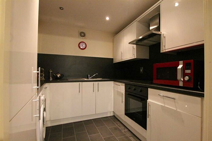 2 Bedroom Apartment To Rent In Pudding Chare, Newcastle Upon Tyne, NE1