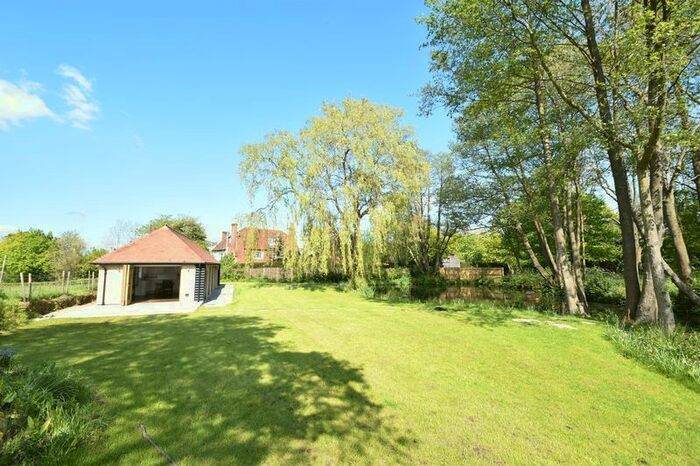 2 Bedroom Cottage To Rent In Hever Road, Hever, Edenbridge, TN8