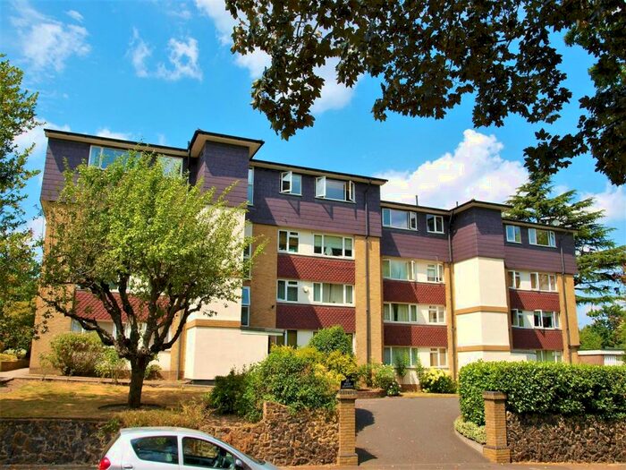 2 Bedroom Apartment To Rent In Park Hill Road, Shortlands, Bromley, BR2