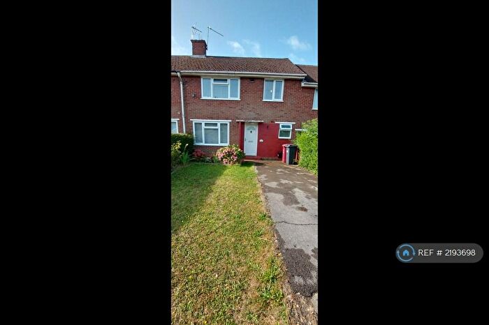 3 Bedroom Terraced House To Rent In Reading, Reading, RG30