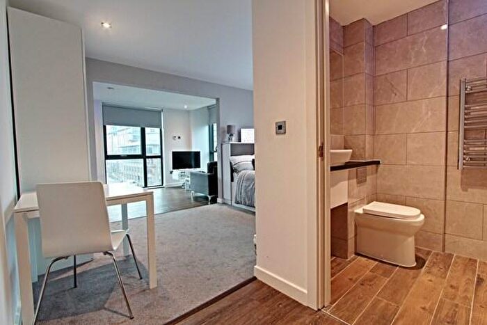 1 Bedroom Apartment To Rent In Headford Street, Sheffield, S3