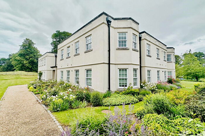 2 Bedroom Flat For Sale In Castle Lane, Wallingford, OX10