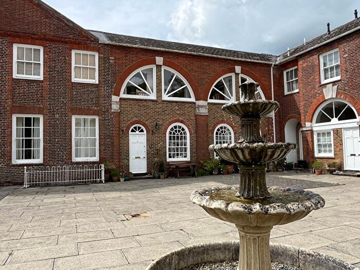 2 Bedroom Terraced House For Sale In Waldershare Park, CT15