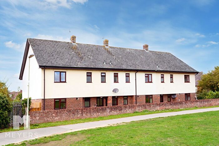 3 Bedroom Terraced House For Sale In Frampton Place, Ringwood, BH24