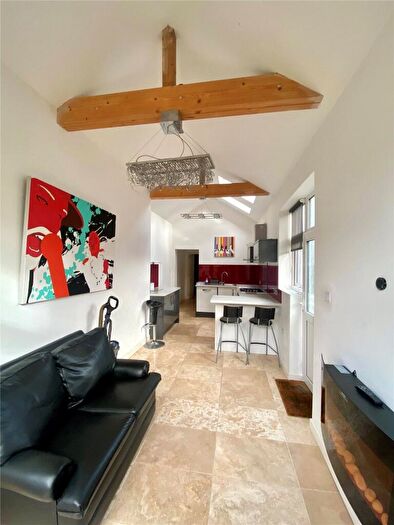 1 Bedroom Flat To Rent In Kings Road, Cardiff, CF11