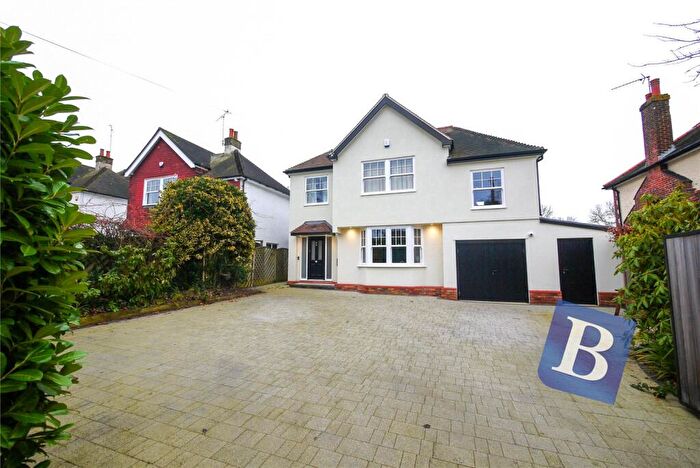 4 Bedroom Detached House To Rent In Chelmsford Road, Shenfield, Essex, CM15