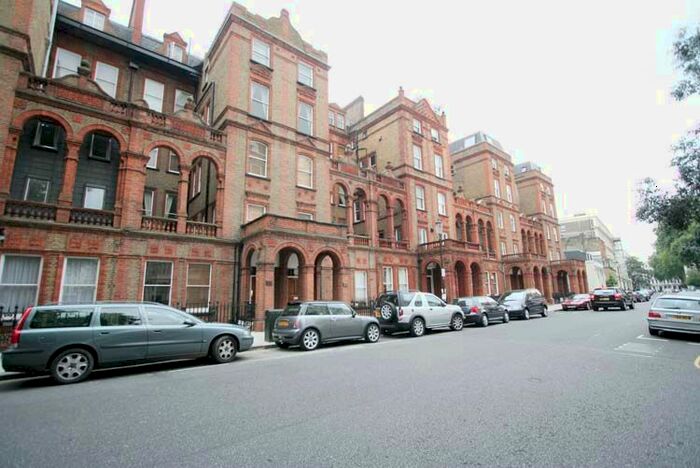 6 Bedroom Flat To Rent In Courtfield Road, South Kensington, London, SW7