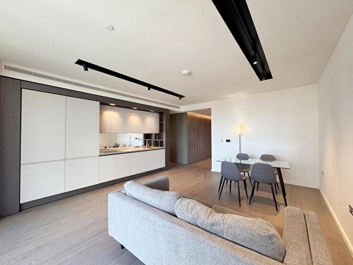 1 Bedroom Flat To Rent In Park Drive, South Quay, E14