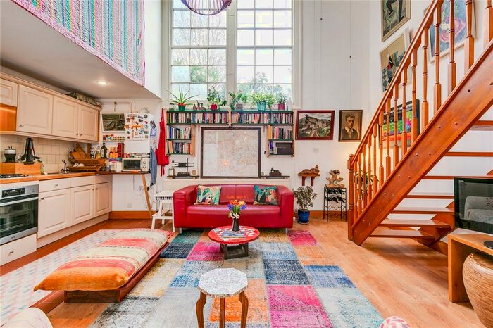 1 Bedroom Flat To Rent In Albert Street, London, NW1