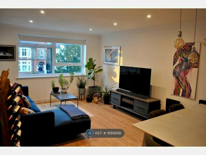 2 Bedroom Flat To Rent In Station Road, Barnet, EN5