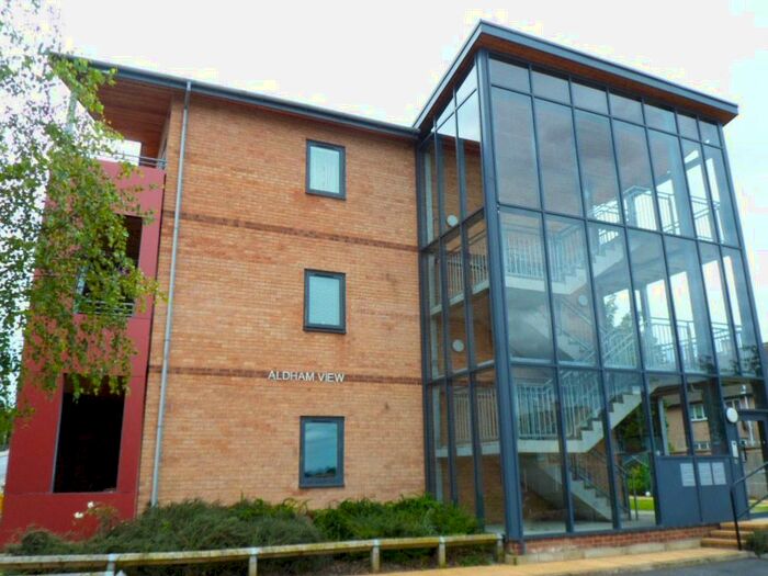 2 Bedroom Flat To Rent In Aldham House Lane, Barnsley, South Yorkshire, S73