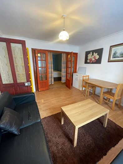 1 Bedroom Flat To Rent In Wanstead Park Road, Ilford, Essex, IG1