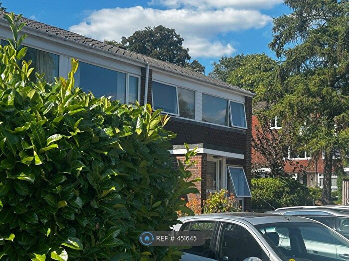 3 Bedroom End Terrace House To Rent In Sheldon Close, Reigate, RH2