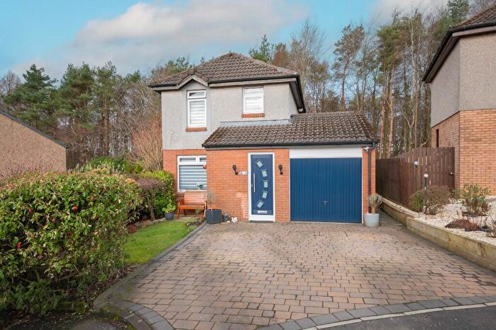 3 Bedroom Detached House For Sale In Braesburn Court, Whitelees, Cumbernauld, G67