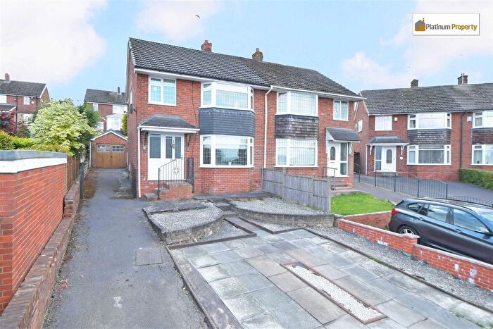 3 Bedroom Semi-Detached House For Sale In Lindley Place, Meir Heath, ST3