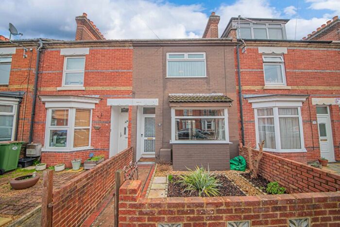 3 Bedroom Terraced House For Sale In Newtown Road, Eastleigh, SO50